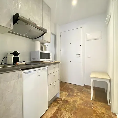 Duque 80 By United Renters Apartment
